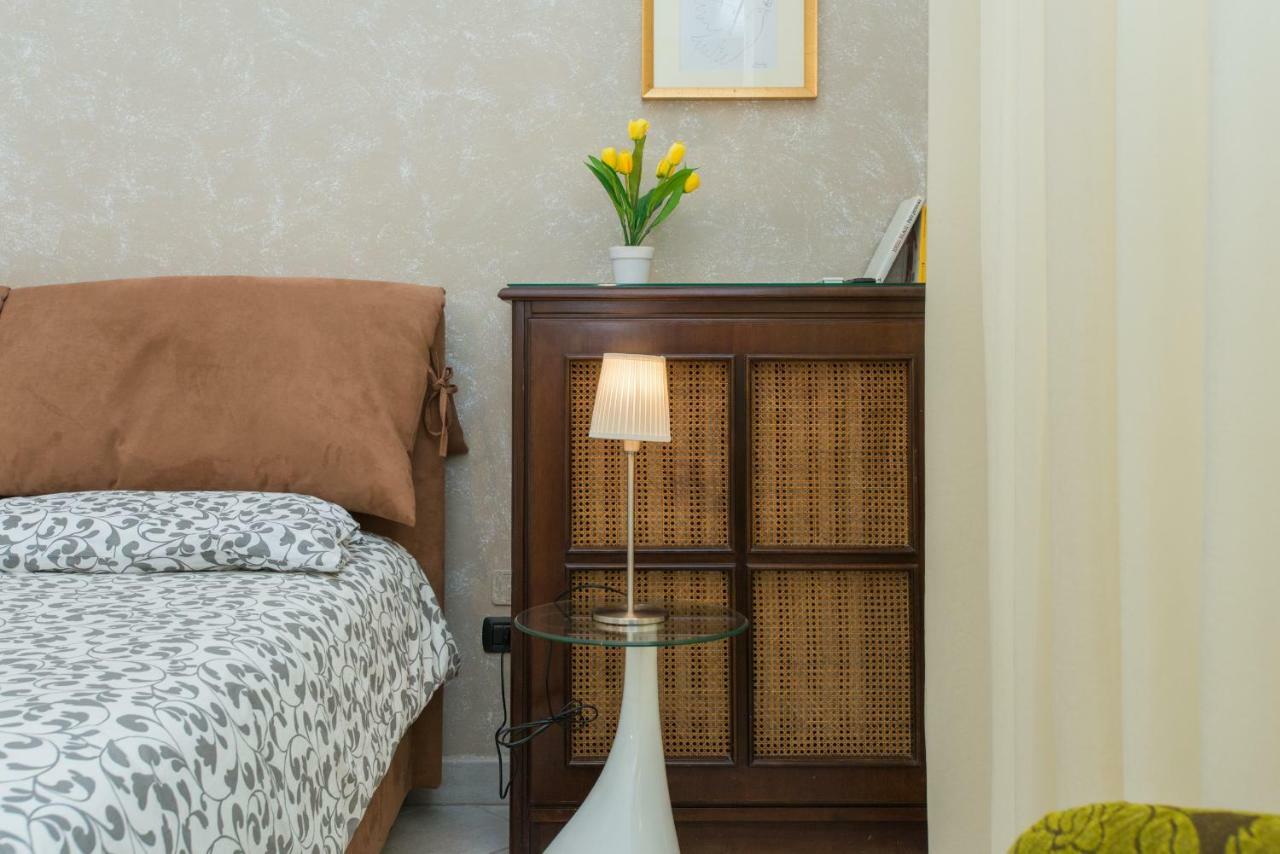 Il Garbino Suite And Apartment Lecce Exterior foto